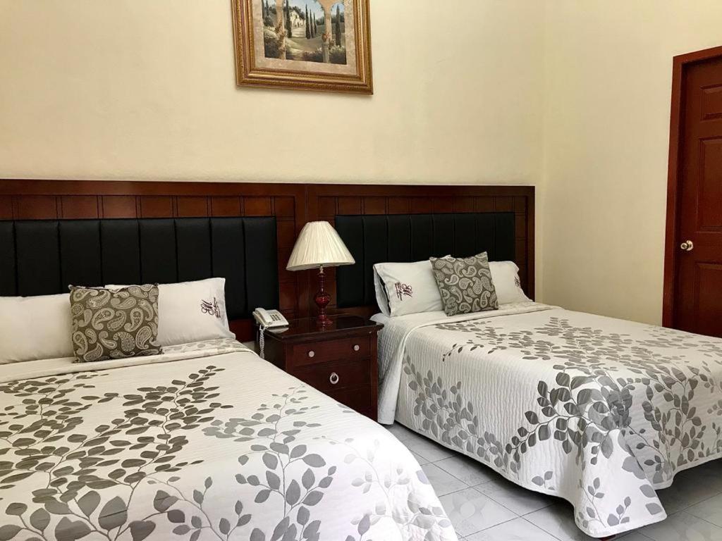 Hotel Casona Misiones Керетаро Екстер'єр фото